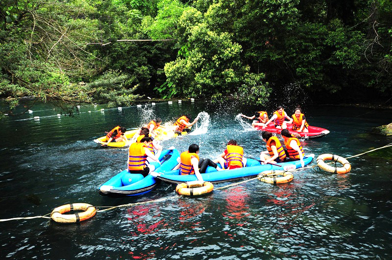 tour đà nẵng quảng bình 2 ngày 1 đêm